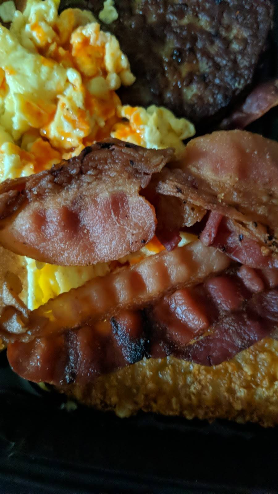 Jack in the Box | restaurant | 1649 Washington Ave, Alton, IL 62002, USA | 6184650093 OR +1 618-465-0093