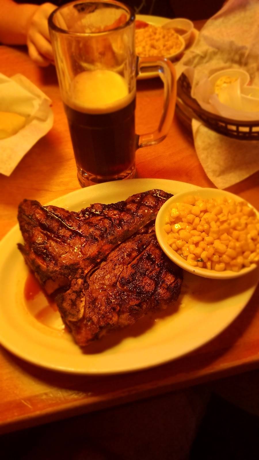 Texas Roadhouse | restaurant | 835 Cog Cir, Crystal Lake, IL 60014, USA | 8153567427 OR +1 815-356-7427