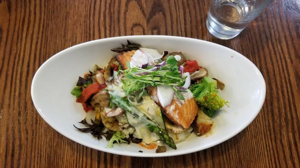 The Monaghan Cafe | restaurant | 1017 Monaghan Rd, Peterborough, ON K9J 5K9, Canada | 7057434800 OR +1 705-743-4800