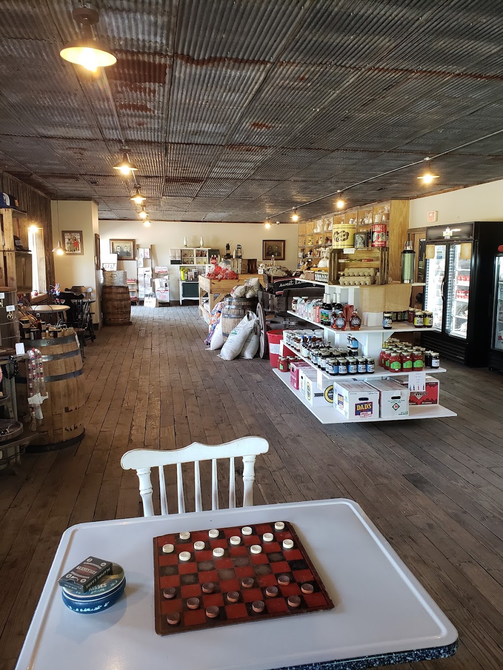The Ole Milliken Store | restaurant | 1196 Harve Brown Rd, Bethpage, TN 37022, USA | 6156445800 OR +1 615-644-5800