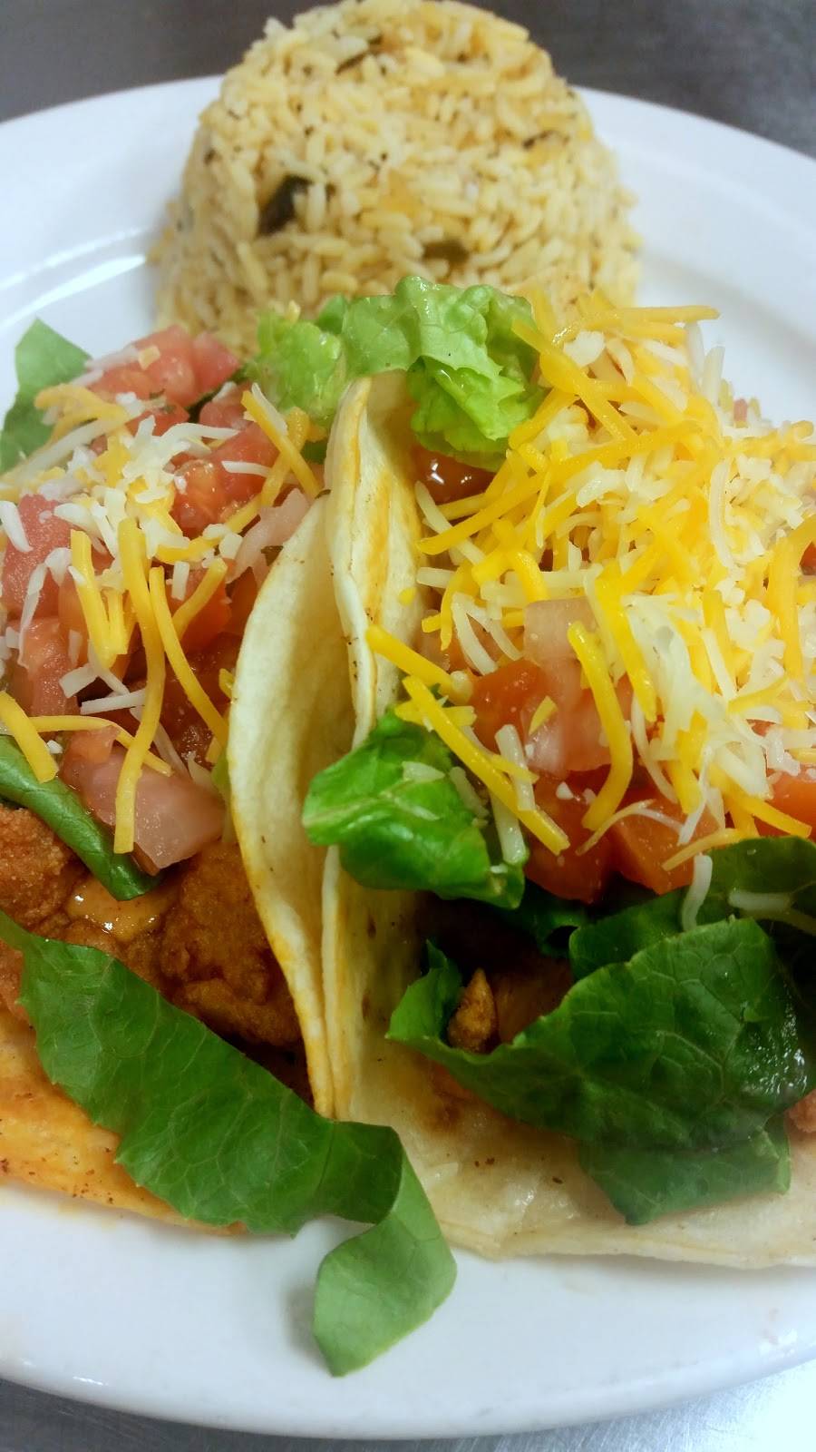 Juniors Seafood Restaurant and Grill | restaurant | 464073 FL-200, Yulee, FL 32097, USA | 9043106922 OR +1 904-310-6922