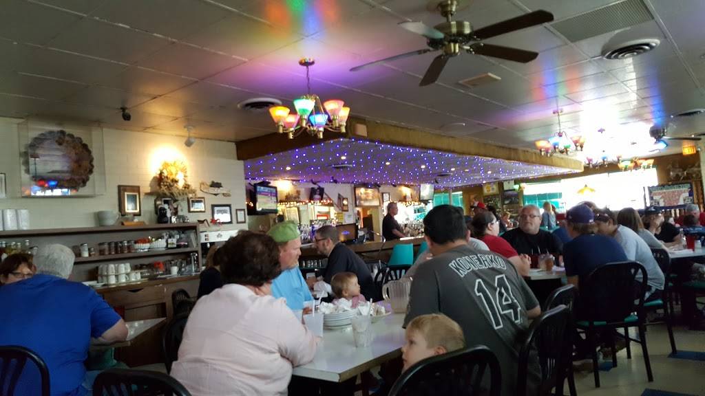 Vito & Nicks Pizzeria | restaurant | 8433 S Pulaski Rd, Chicago, IL 60652, USA | 7737352050 OR +1 773-735-2050