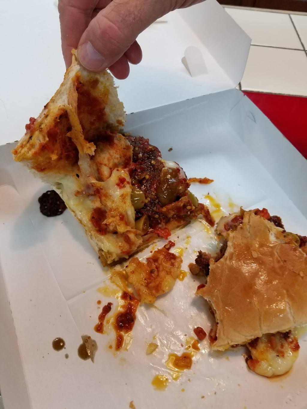 Nicks Pizza | restaurant | 349 Main St, Wellsville, OH 43968, USA | 3305323811 OR +1 330-532-3811