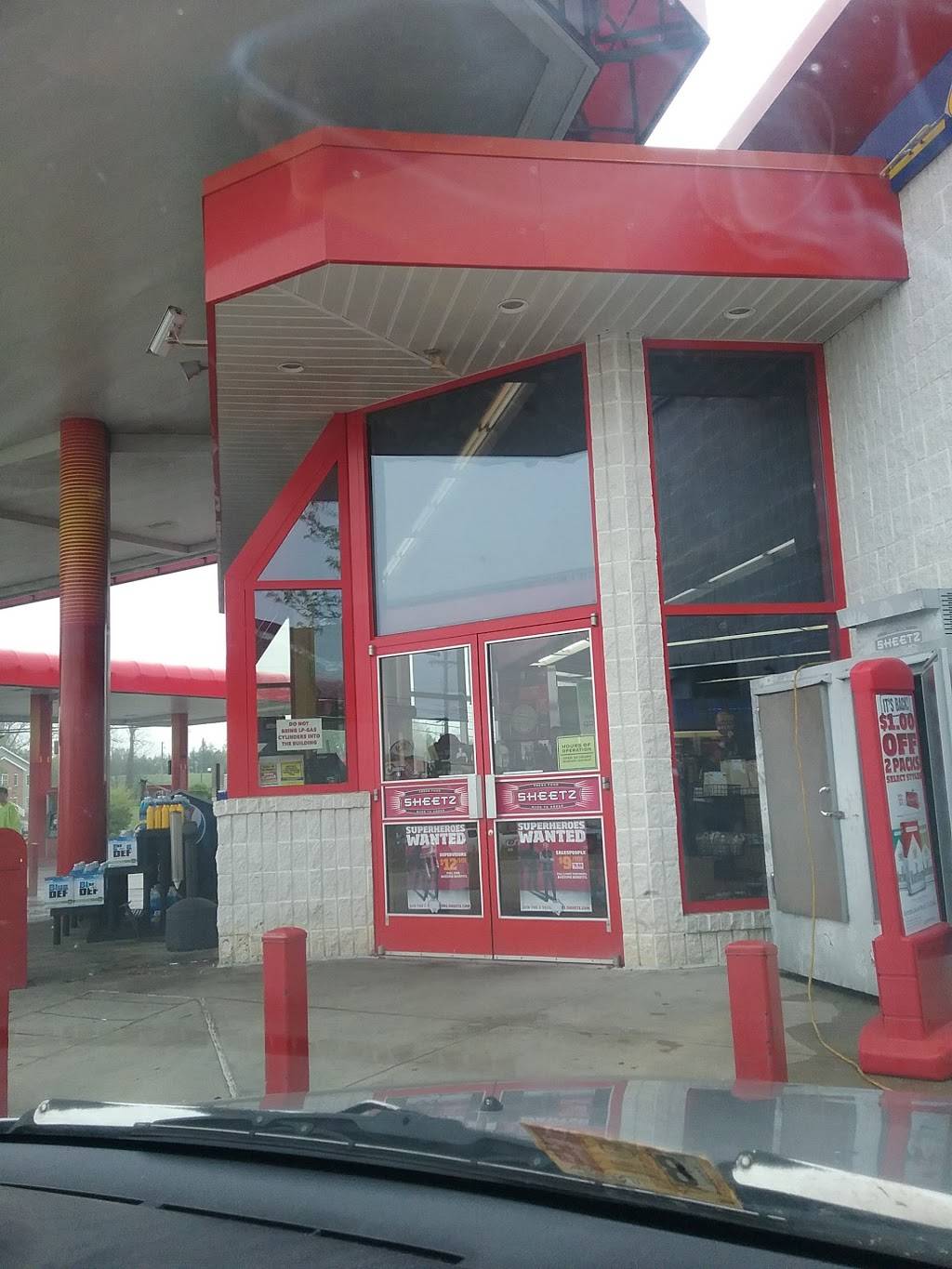 Sheetz #320 | cafe | 2000 N Franklin St, Christiansburg, VA 24073, USA | 5403819036 OR +1 540-381-9036