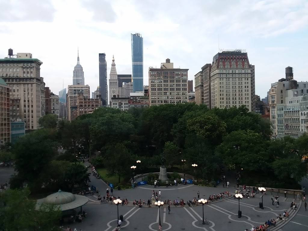 Los Reyes | restaurant | 1380 White Plains Rd, Bronx, NY 10462, USA | 3476913221 OR +1 347-691-3221