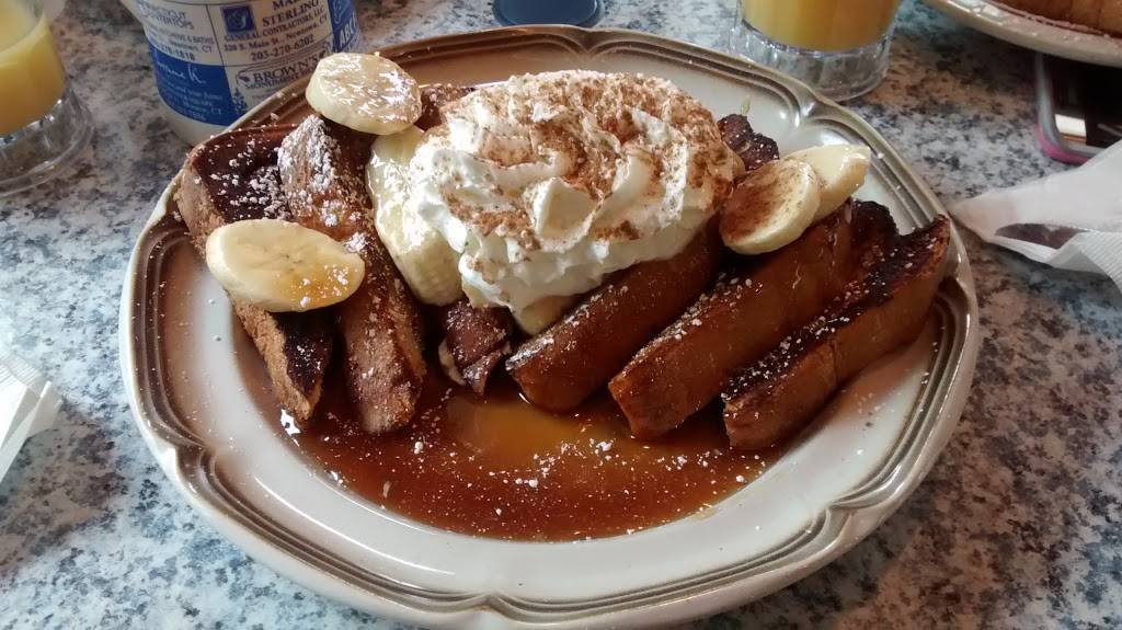 King’s Breakfast & Lunch | restaurant | 271 S Main St, Newtown, CT 06470, USA | 2034266881 OR +1 203-426-6881