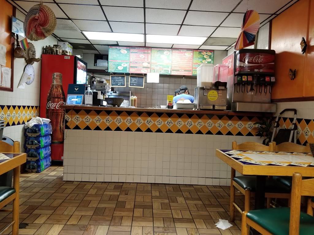 Taco & Burrito House | restaurant | 3038 N Broadway, Chicago, IL 60657, USA | 7735292624 OR +1 773-529-2624