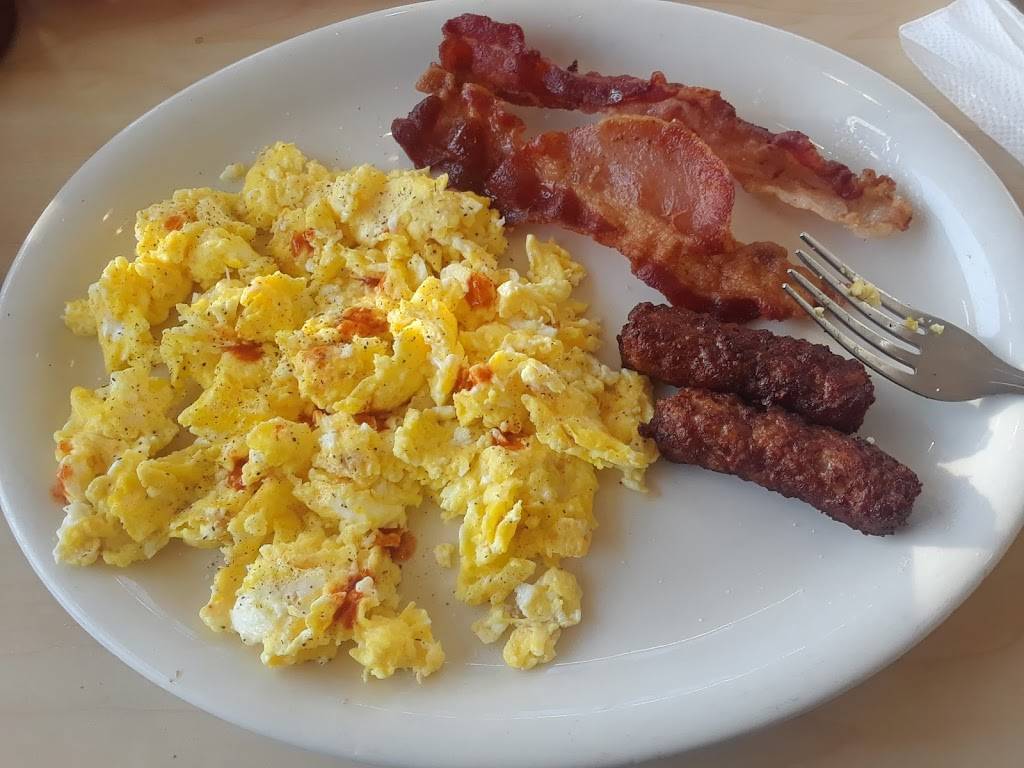 Troy Burgers #8 | restaurant | 4738 York Blvd, Los Angeles, CA 90042, USA | 3232598060 OR +1 323-259-8060