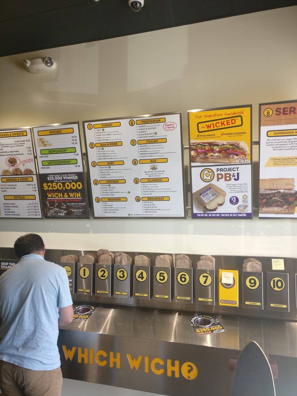 Which Wich Superior Sandwiches | restaurant | 3584 S Figueroa St #2, Los Angeles, CA 90007, USA | 2137479424 OR +1 213-747-9424