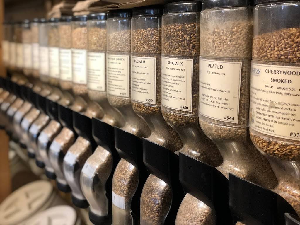 Fresh Coast Beer Works & UBrew Homebrew Supply | restaurant | 3054 Cass Rd Suite F, Traverse City, MI 49684, USA | 2319432016 OR +1 231-943-2016