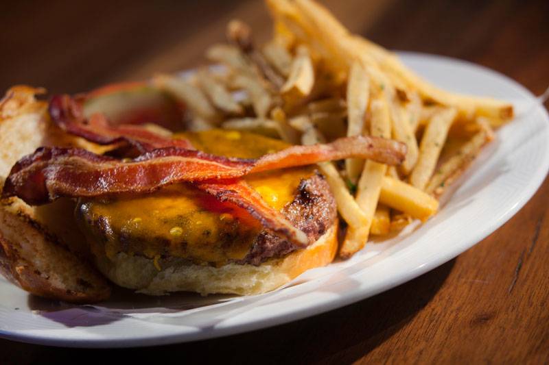 Braddocks Rebellion | restaurant | 107 6th St, Pittsburgh, PA 15222, USA | 4129922005 OR +1 412-992-2005