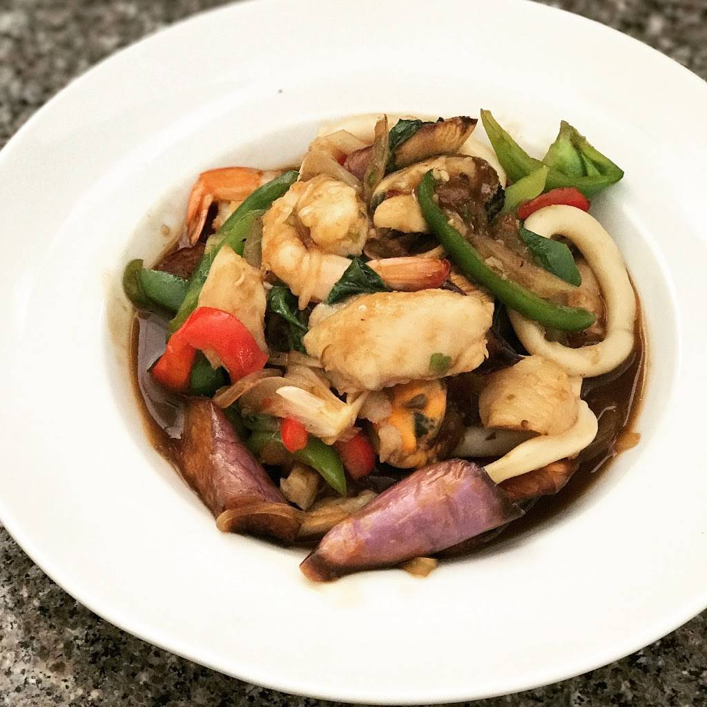 Golden Bowl | restaurant | 31069 Temecula Pkwy, Temecula, CA 92592, USA | 9513032835 OR +1 951-303-2835