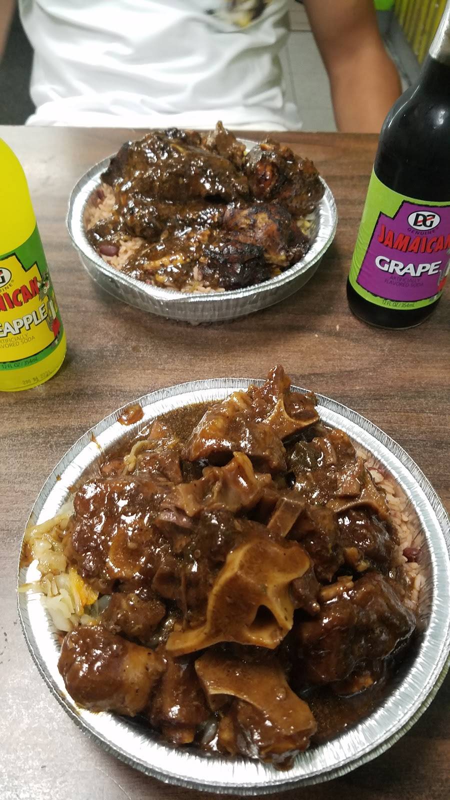 Corner Style | restaurant | 1195 Walton Ave, Bronx, NY 10452, USA | 7184108460 OR +1 718-410-8460