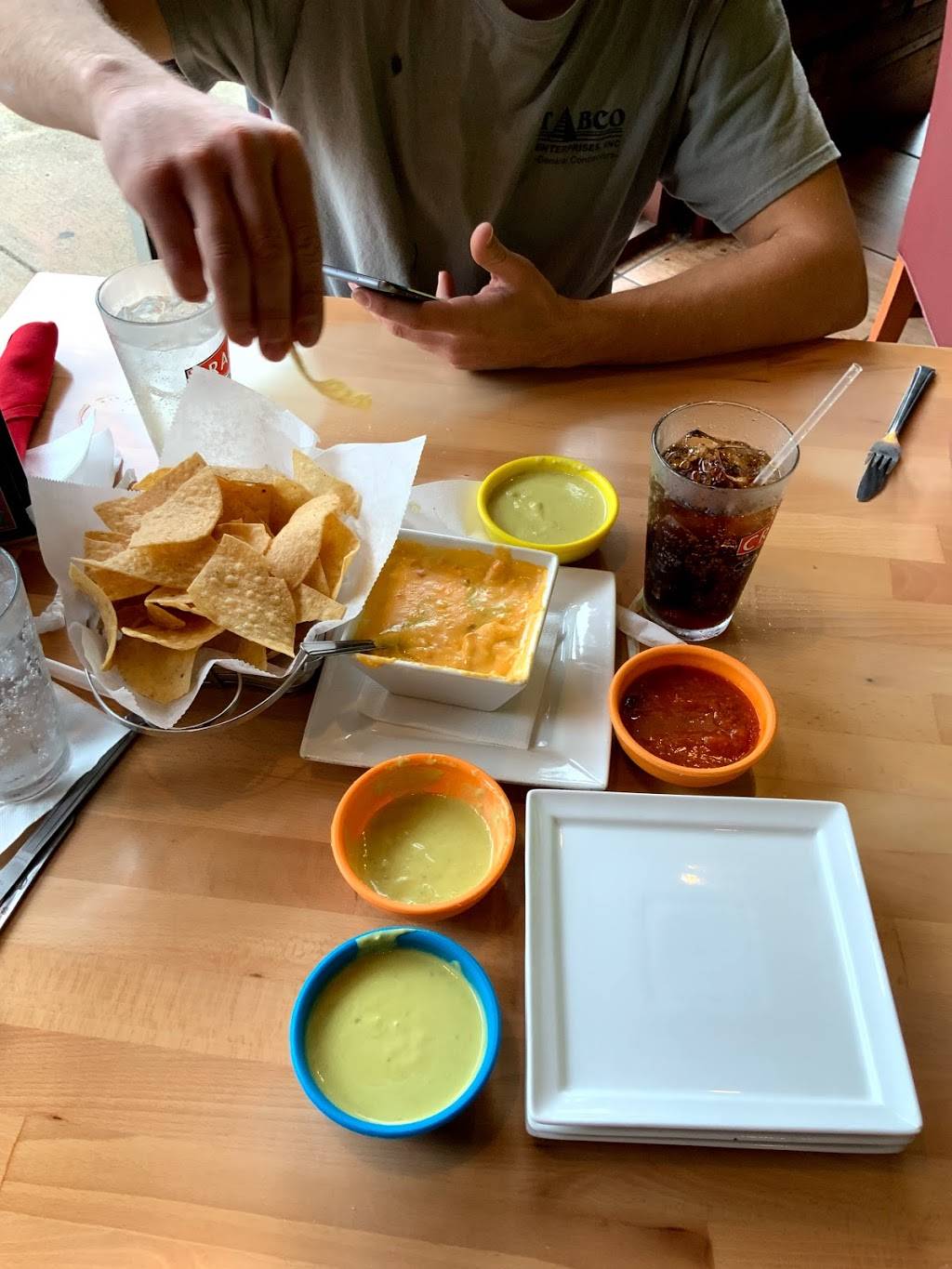 La cantina mexican grill | restaurant | 6777 Woodlands Pkwy, Spring, TX 77382, USA | 2814194000 OR +1 281-419-4000