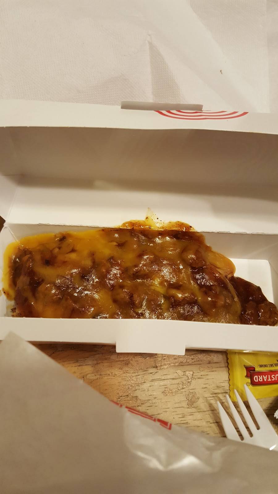 Wienerschnitzel | restaurant | 2830 S Ventura Rd, Oxnard, CA 93033, USA | 8052470442 OR +1 805-247-0442