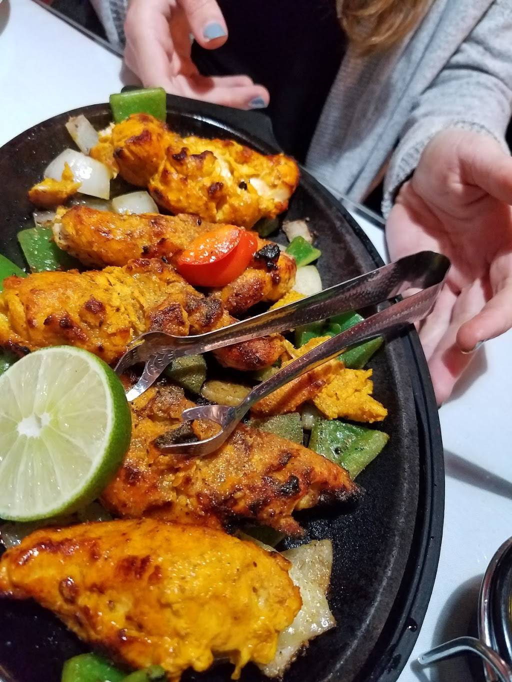 Hi Bombay | restaurant | 1 Pleasant St, Portland, ME 04101, USA | 2077728767 OR +1 207-772-8767