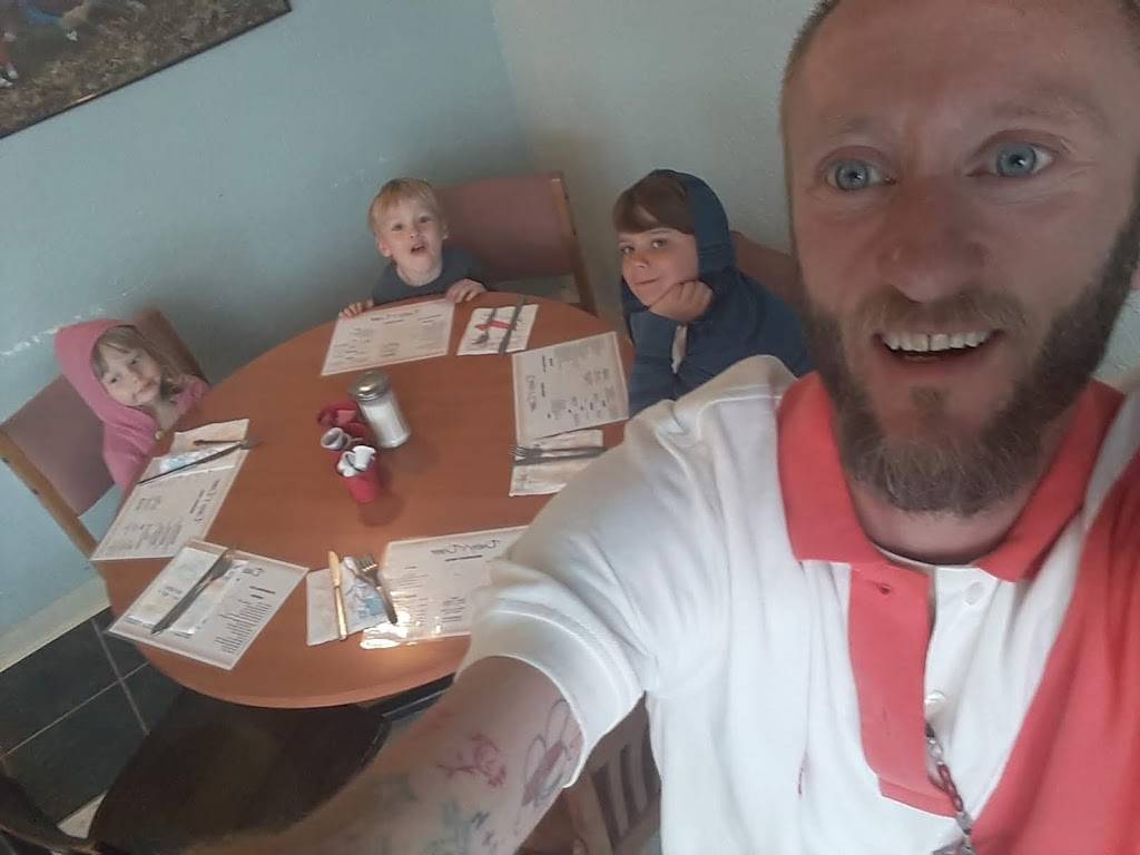 Daisys Diner | restaurant | 3 W Church St, Newark, OH 43055, USA | 7403495099 OR +1 740-349-5099