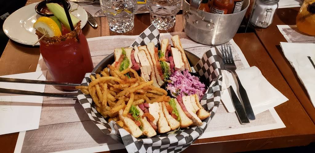 SHAKER | restaurant | 1100 Boulevard Maloney O #73, Gatineau, QC J8T 6G3, Canada | 8195618888 OR +1 819-561-8888