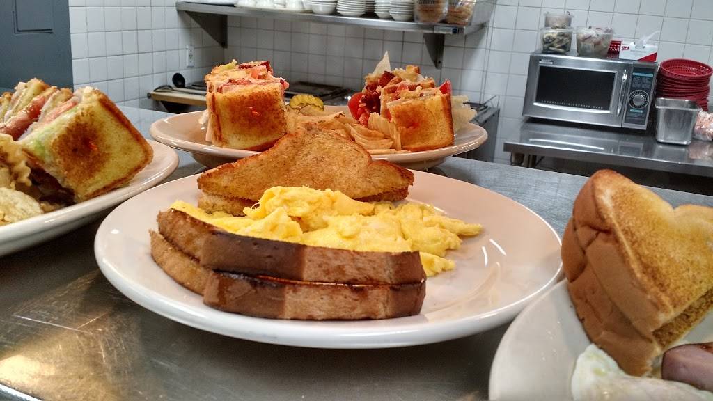 Mansfield Family Restaurant- Southside | restaurant | 948 S Main St, Mansfield, OH 44907, USA | 4197560479 OR +1 419-756-0479