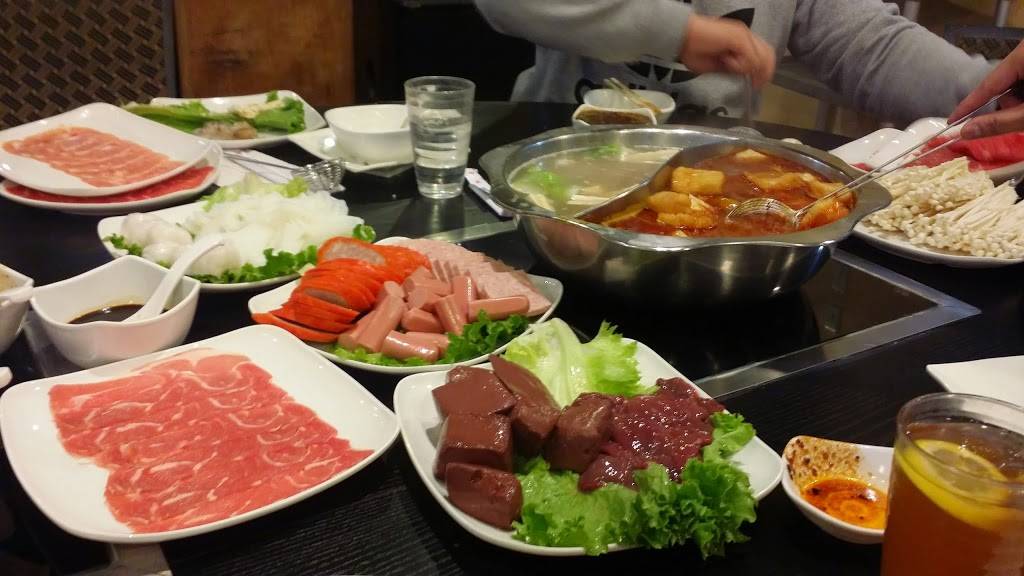 Kim Tao Hot Pot | restaurant | 10 East Wilmot St #10-13, Richmond Hill, ON L4G 1G9, Canada | 9058828877 OR +1 905-882-8877