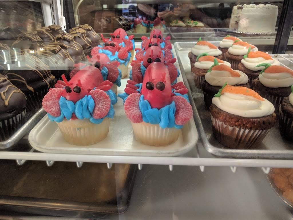 The Salt Marsh Pub & Raw Bar | restaurant | 706 Succotash Rd, South Kingstown, RI 02879, USA | 4017894556 OR +1 401-789-4556