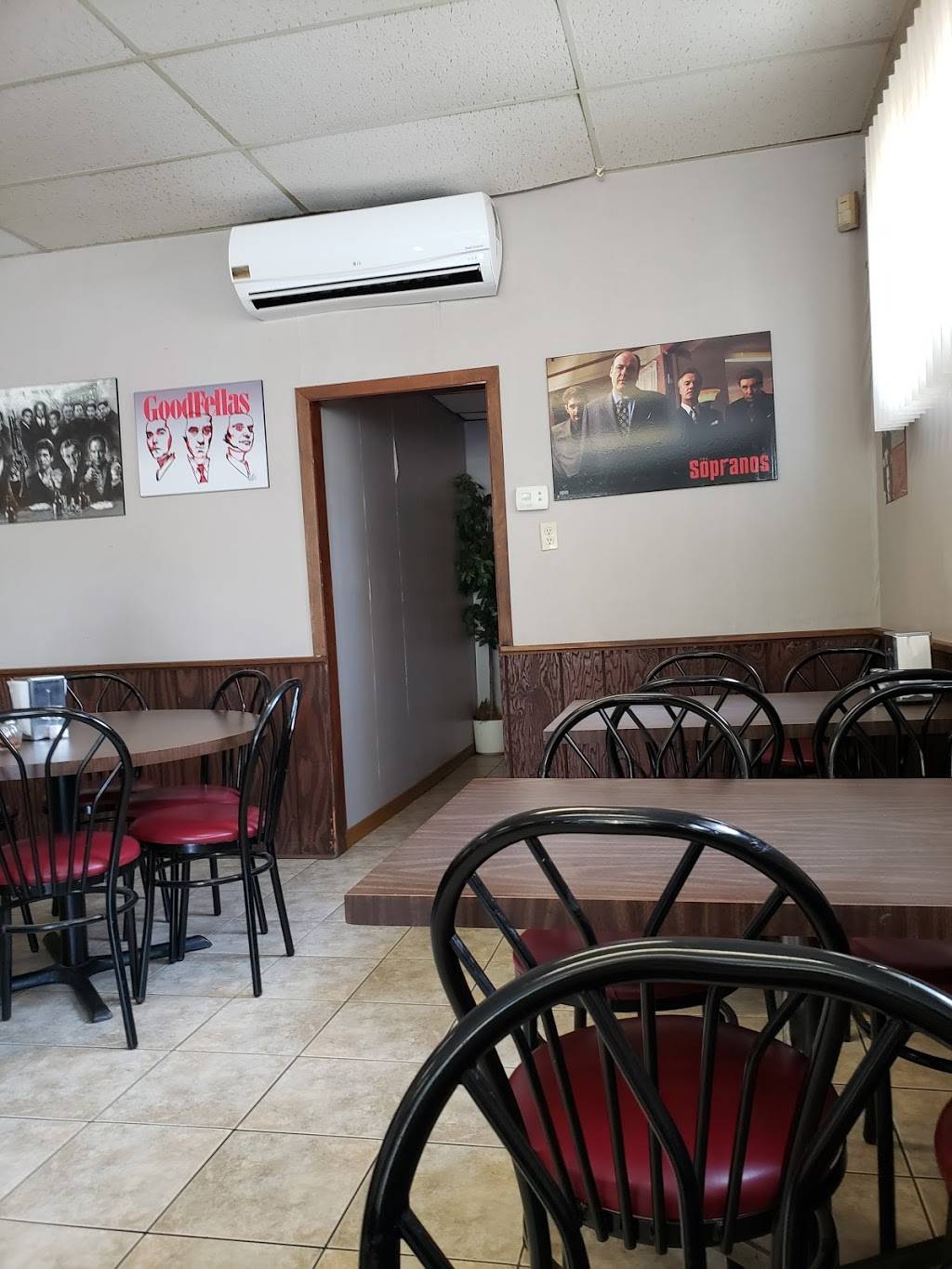 Central Pizza | restaurant | 161 Central Ave, Fort Erie, ON L2A 3S5, Canada | 9058714333 OR +1 905-871-4333