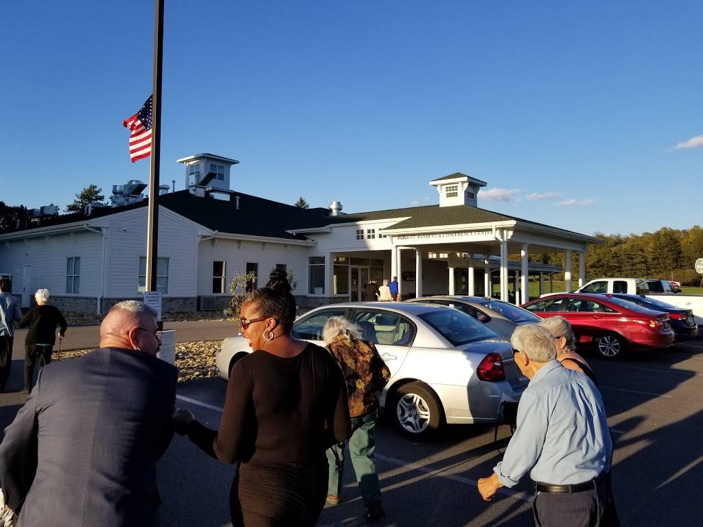 DuBois Country Club | restaurant | 10 Lakeside Ave, DuBois, PA 15801, USA | 8143717540 OR +1 814-371-7540