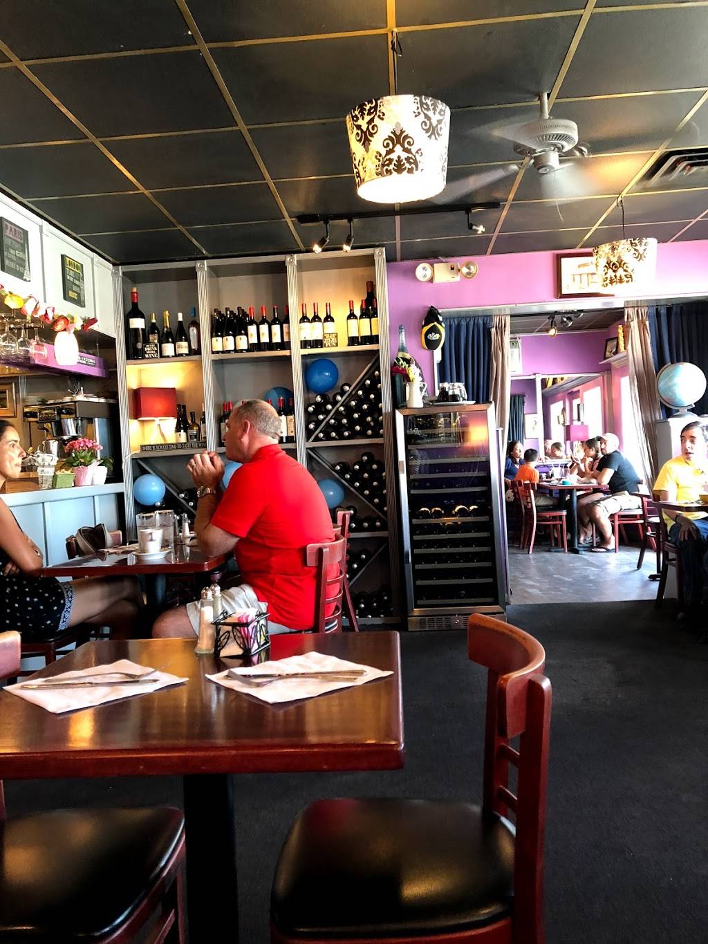 Island Creperie | cafe | 127 Bridge St, Bradenton Beach, FL 34217, USA | 9417781011 OR +1 941-778-1011