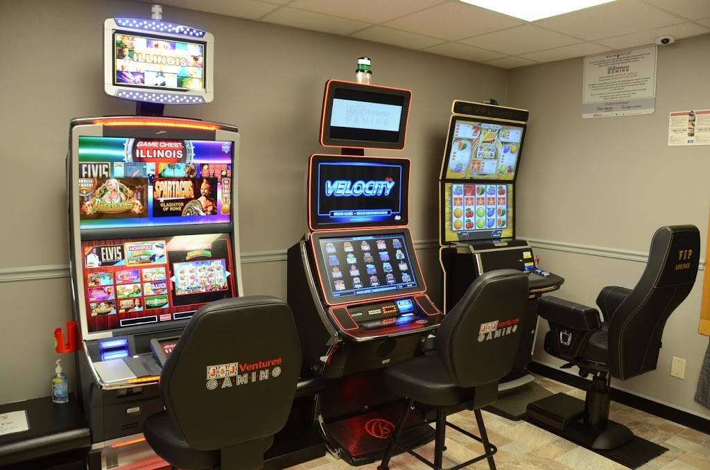 Bellys | meal takeaway | 930 18th St, Charleston, IL 61920, USA | 2175496158 OR +1 217-549-6158