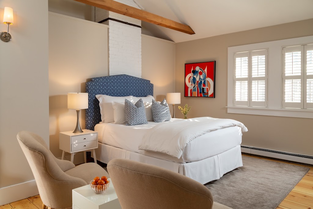 Chatham Inn | restaurant | 359 Main St, Chatham, MA 02633, USA | 5089459232 OR +1 508-945-9232