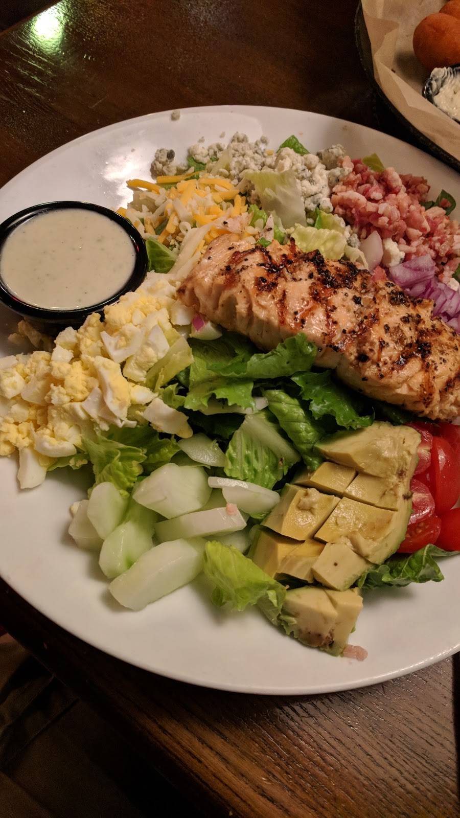 TGI Fridays | restaurant | 235 Fort Evans Rd NE, Leesburg, VA 20176, USA | 7037373900 OR +1 703-737-3900