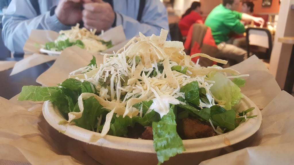 QDOBA Mexican Eats | restaurant | 5350 Harvey St Suite A, Muskegon, MI 49444, USA | 2317990502 OR +1 231-799-0502