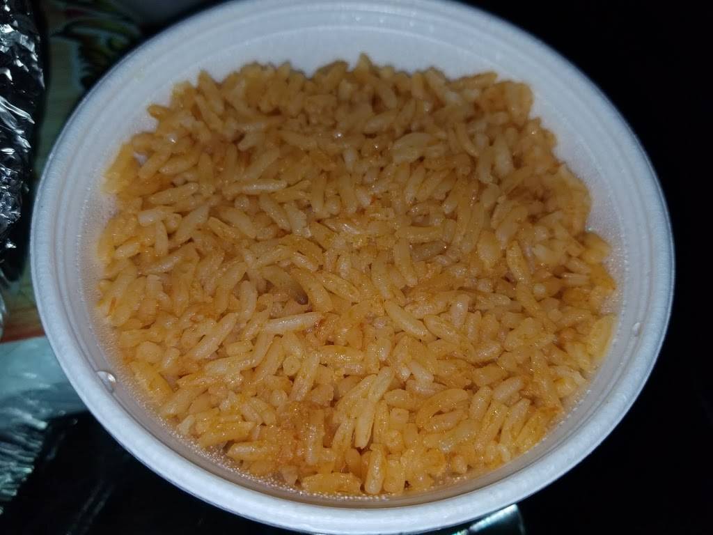 El Gallo De Oro | restaurant | 360 Ocean Ave, Jersey City, NJ 07305, USA | 2013323786 OR +1 201-332-3786