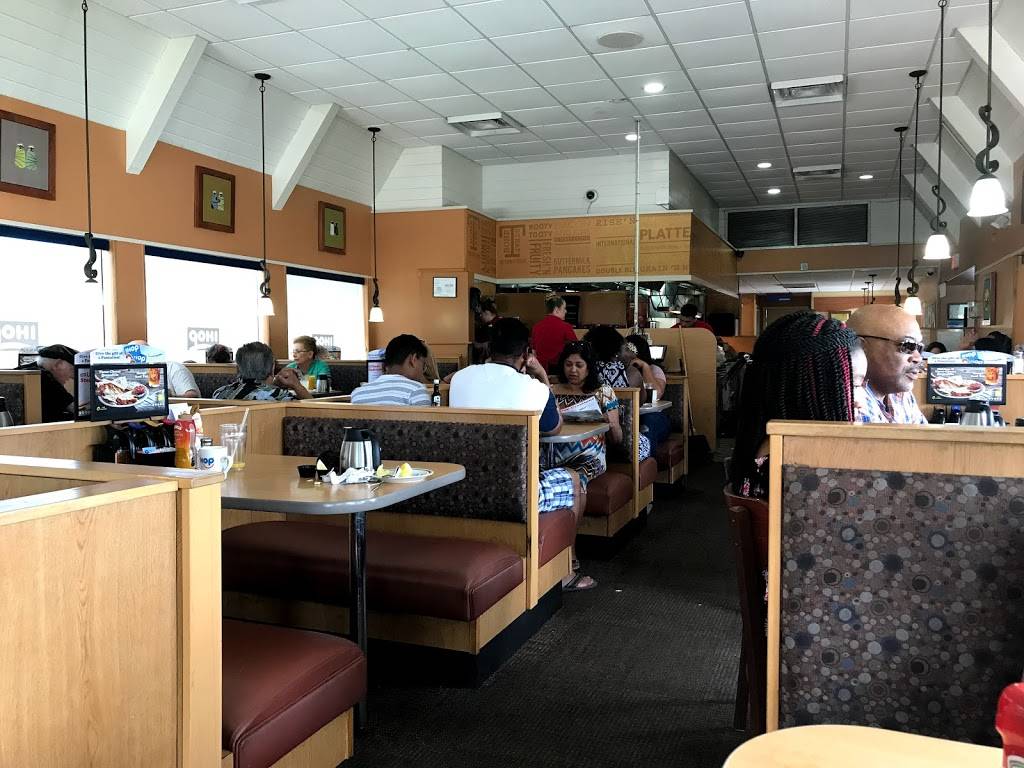 IHOP | restaurant | 2305 N University Dr, Pembroke Pines, FL 33024, USA | 9549644397 OR +1 954-964-4397