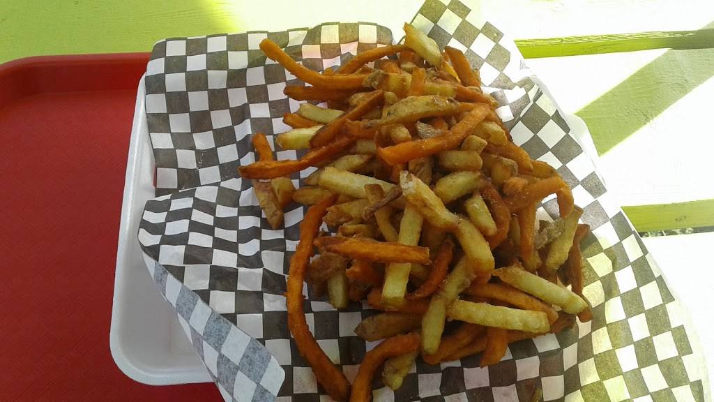 The Sweet Potato | restaurant | 405 Donald B. Munro Dr, Carp, ON K0A 1L0, Canada | 6138391773 OR +1 613-839-1773