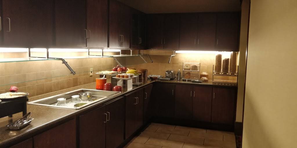 The Grille | restaurant | 1000 Glenn Hearn Blvd SW, Huntsville, AL 35824, USA | 2567729661 OR +1 256-772-9661