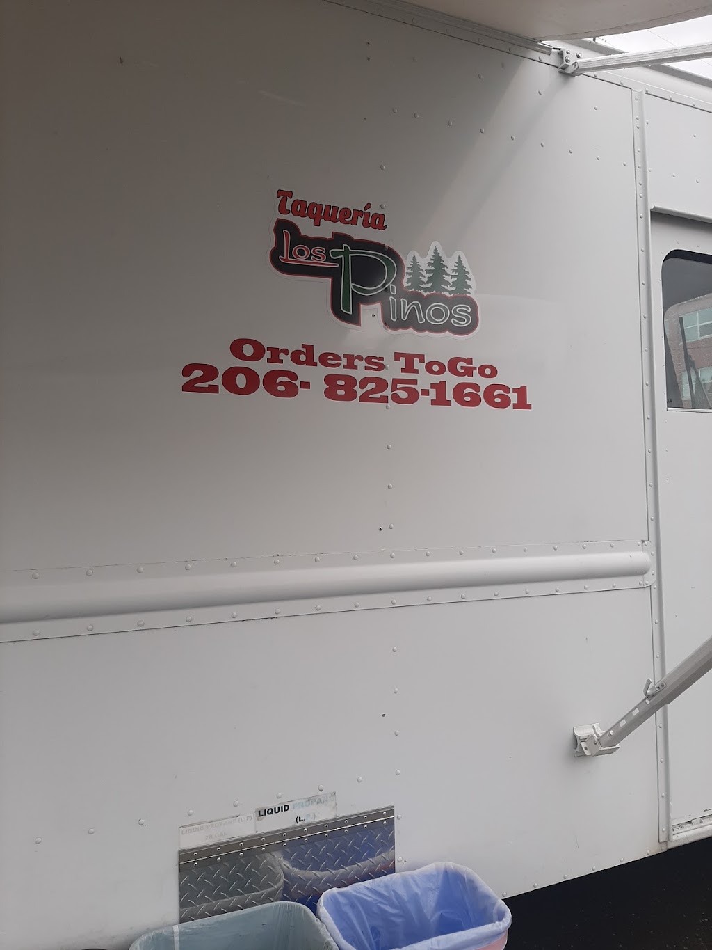 Taqueria Los Pinos | restaurant | 2461 4th Ave S, Seattle, WA 98134, USA | 2068251661 OR +1 206-825-1661