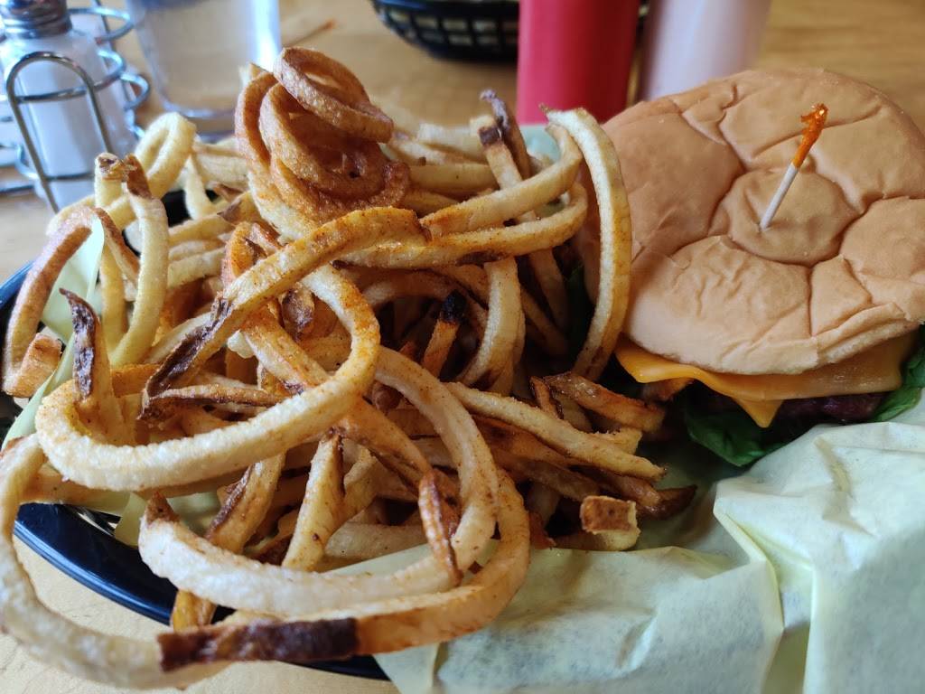 Pink House | restaurant | 1408 E Main St, Cottage Grove, OR 97424, USA | 5419420533 OR +1 541-942-0533