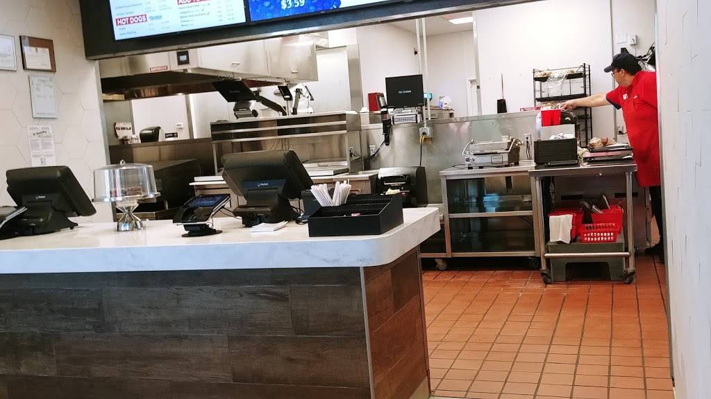 Blakes Lotaburger | restaurant | 1600 W Valencia Rd, Tucson, AZ 85746, USA | 5205732015 OR +1 520-573-2015