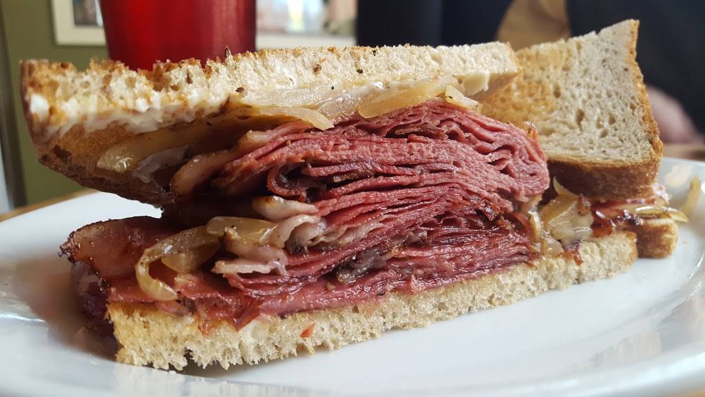 Stalzys Deli | restaurant | 2701 Atwood Ave, Madison, WI 53704, USA | 6082497806 OR +1 608-249-7806