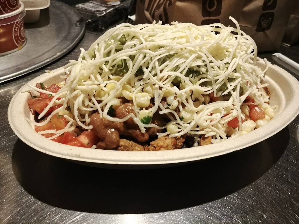 Chipotle Mexican Grill | restaurant | 2711 N Mayfair Rd Ste A, Wauwatosa, WI 53222, USA | 4142586649 OR +1 414-258-6649