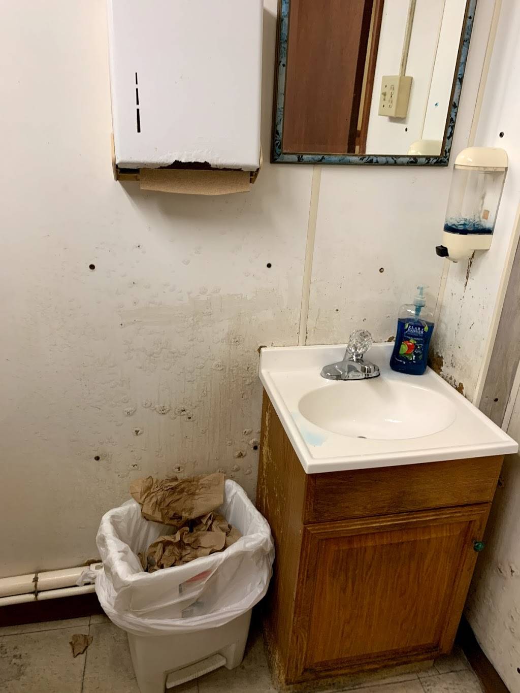 Tims Cafe | restaurant | 10903 Lithia Pinecrest Rd, Lithia, FL 33547, USA | 8137374026 OR +1 813-737-4026