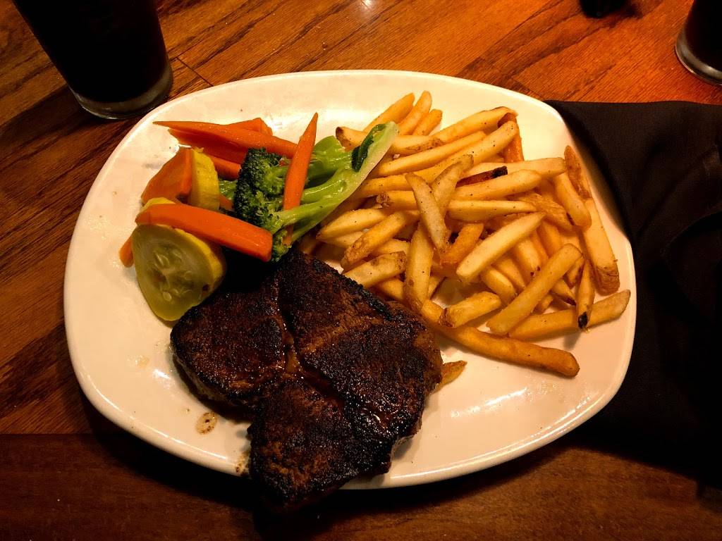 Outback Steakhouse | restaurant | 2512 Kings Center Ct, Mason, OH 45040, USA | 5137540601 OR +1 513-754-0601