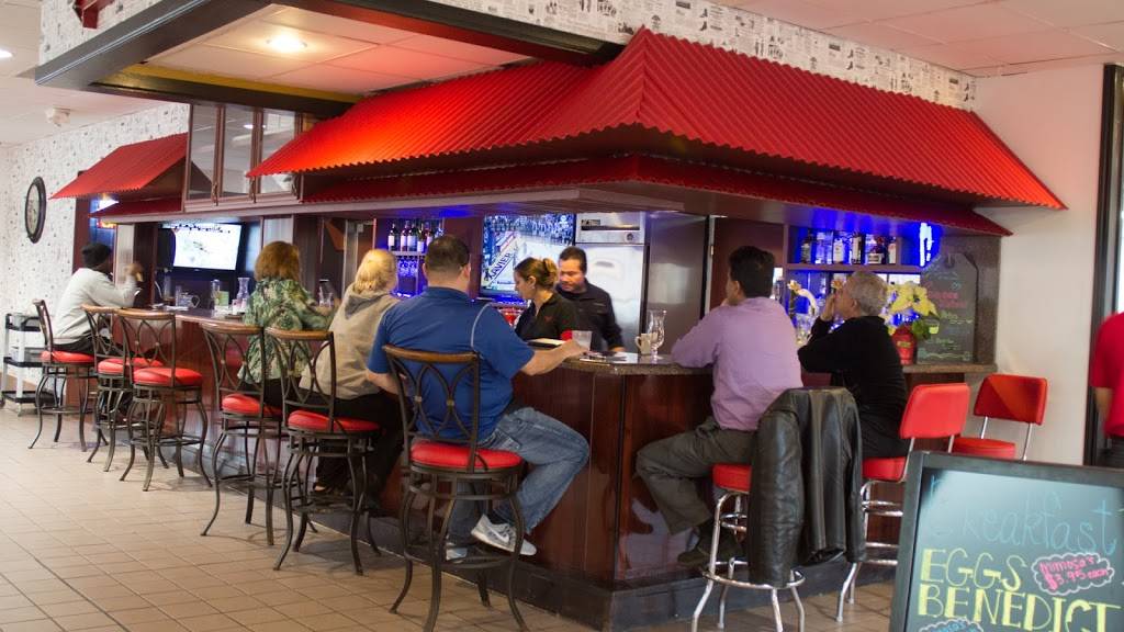 Victors Deli American Diner & Bar | restaurant | 1425 NASA Road 1, Houston, TX 77058, USA | 2812808080 OR +1 281-280-8080