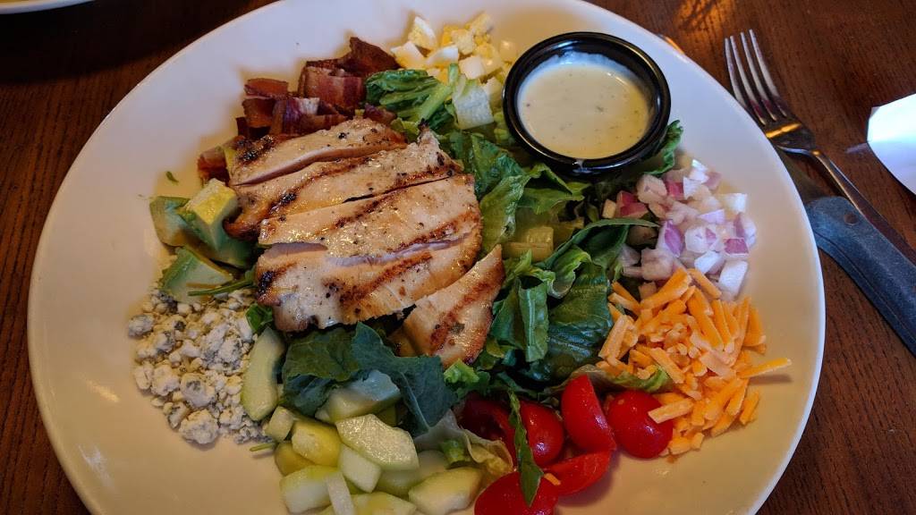 TGI Fridays | restaurant | 3339 City Pkwy E, Orange, CA 92868, USA | 7149783308 OR +1 714-978-3308