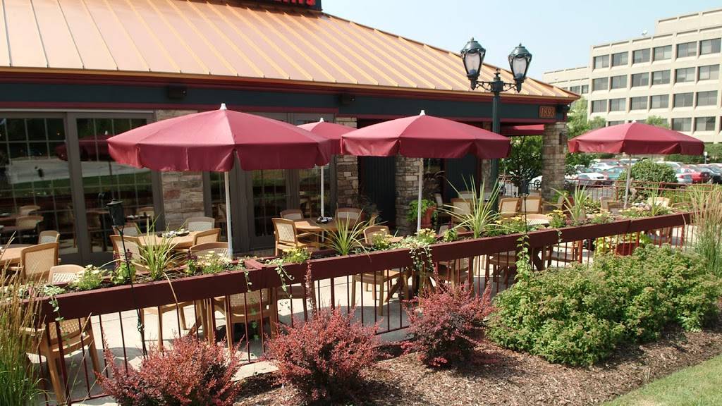 Morettis Ristorante & Pizzeria Schaumburg | restaurant | 1893 Walden Office Square, Schaumburg, IL 60173, USA | 8473970123 OR +1 847-397-0123