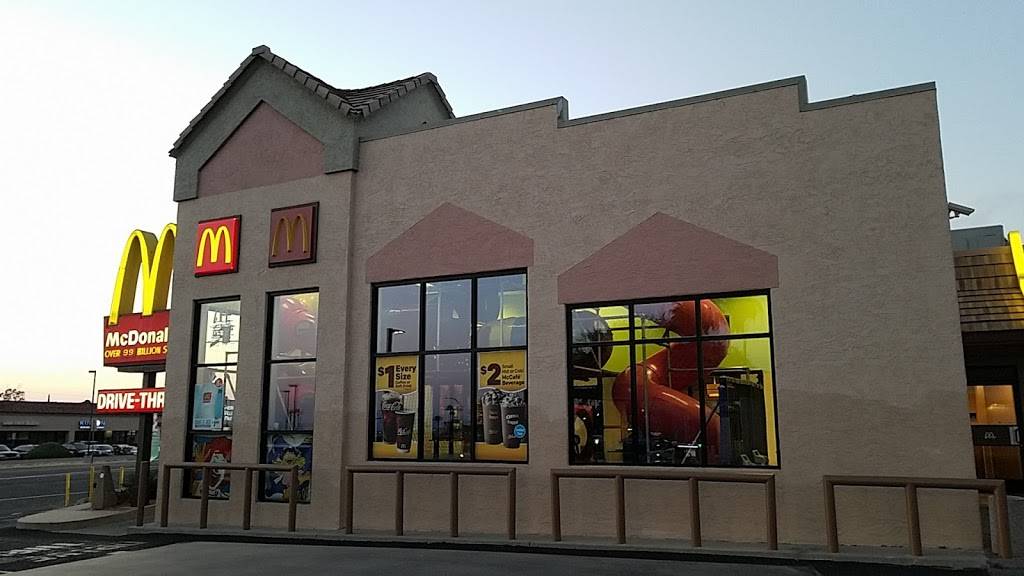 McDonalds | cafe | 5640 N Swan Rd, Tucson, AZ 85718, USA | 5202995953 OR +1 520-299-5953