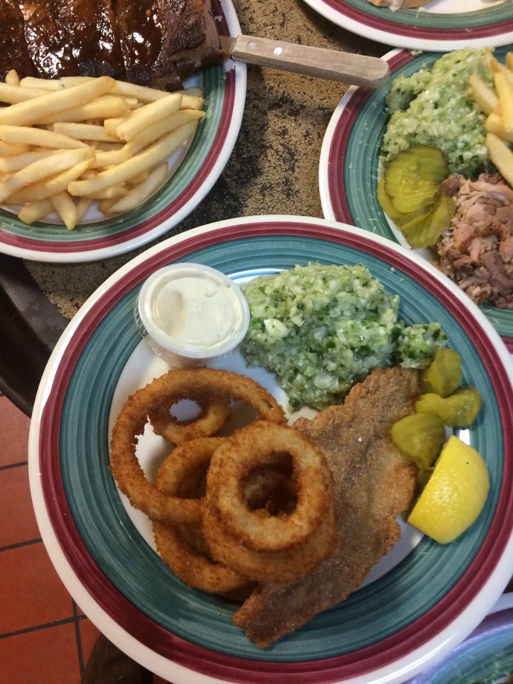 Gibsons Bar-B-Q | restaurant | 3319 Memorial Pkwy SW, Huntsville, AL 35801, USA | 2568814851 OR +1 256-881-4851