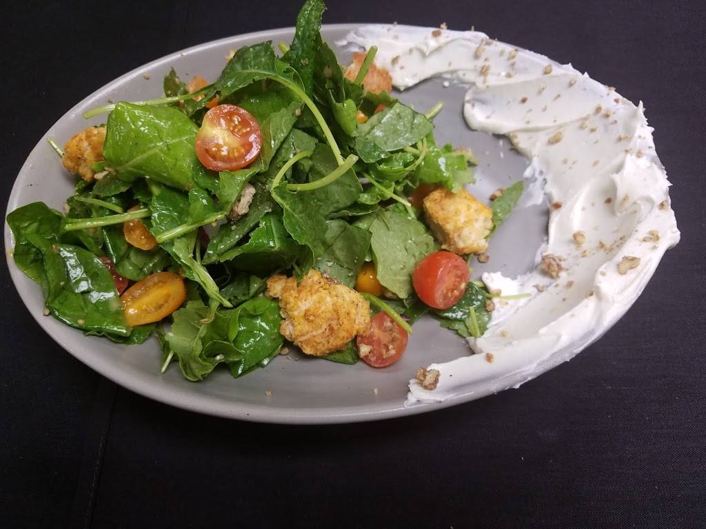 Harvest Restaurant | restaurant | 4051 E Main St, St. Charles, IL 60174, USA | 6305846300 OR +1 630-584-6300