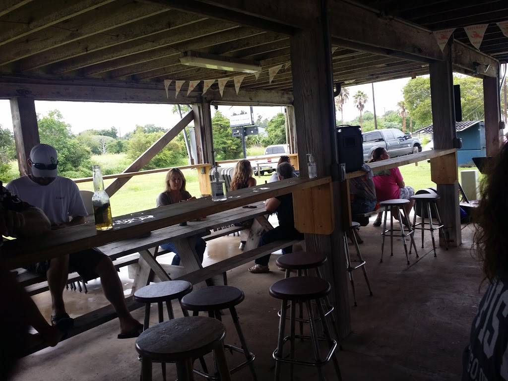 Waters Edge | restaurant | 7827 2nd St, Hitchcock, TX 77563, USA | 4099865500 OR +1 409-986-5500